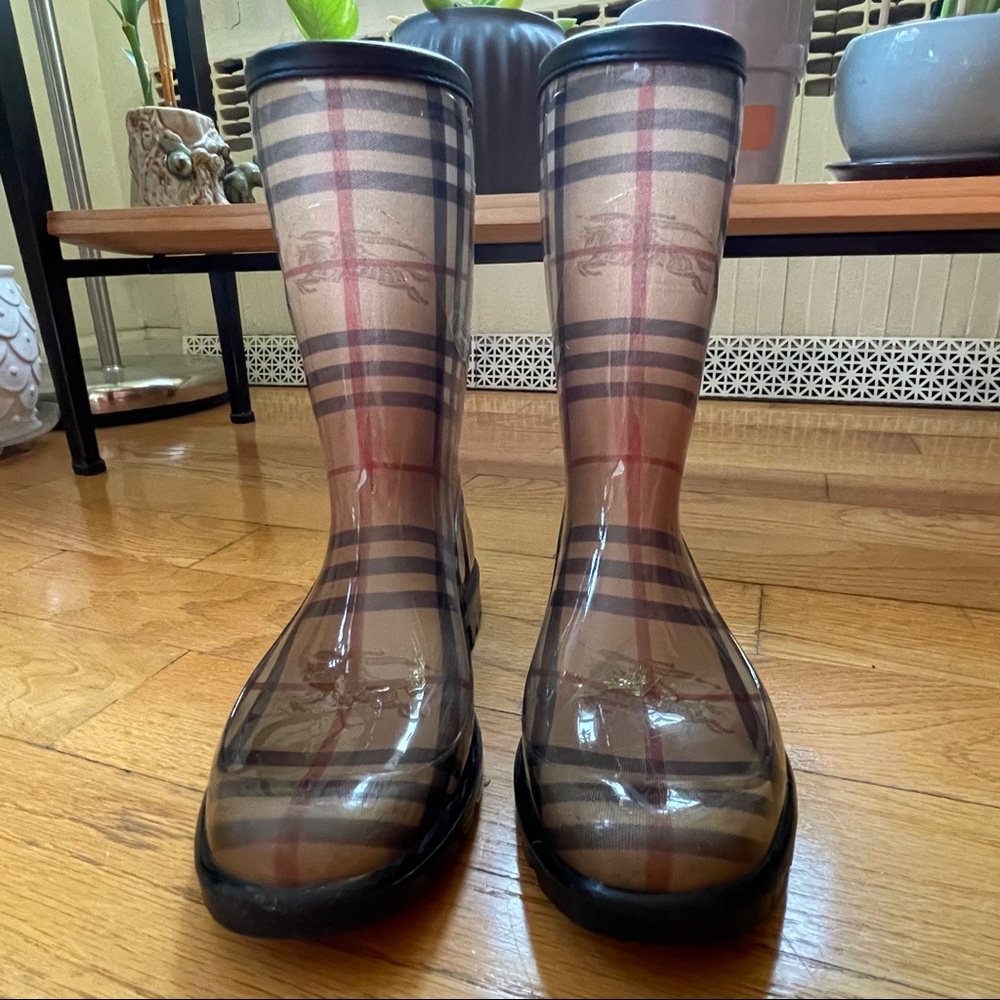 Burberry Rainboots